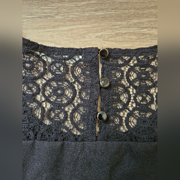 Monteau Lace/Fringe Tank Top - Small - Picture 2 of 6